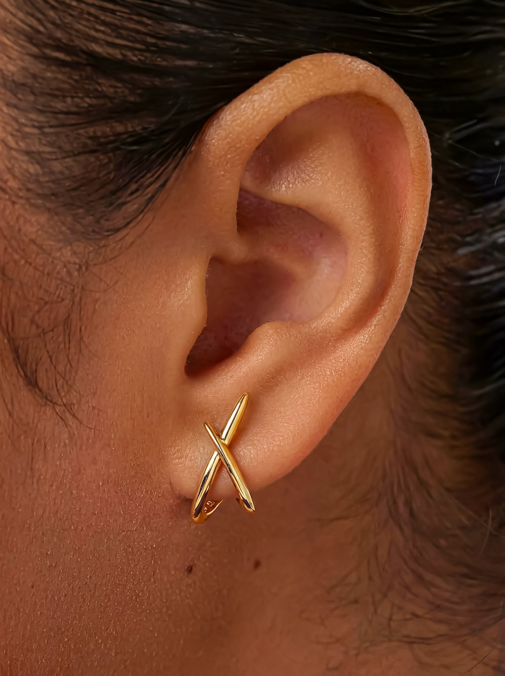 MUMREUES 14K Gold Stud Earrings for Women - Hypoallergenic Minimalist Criss Cross Dainty Earrings - Sensitive Ears Gift