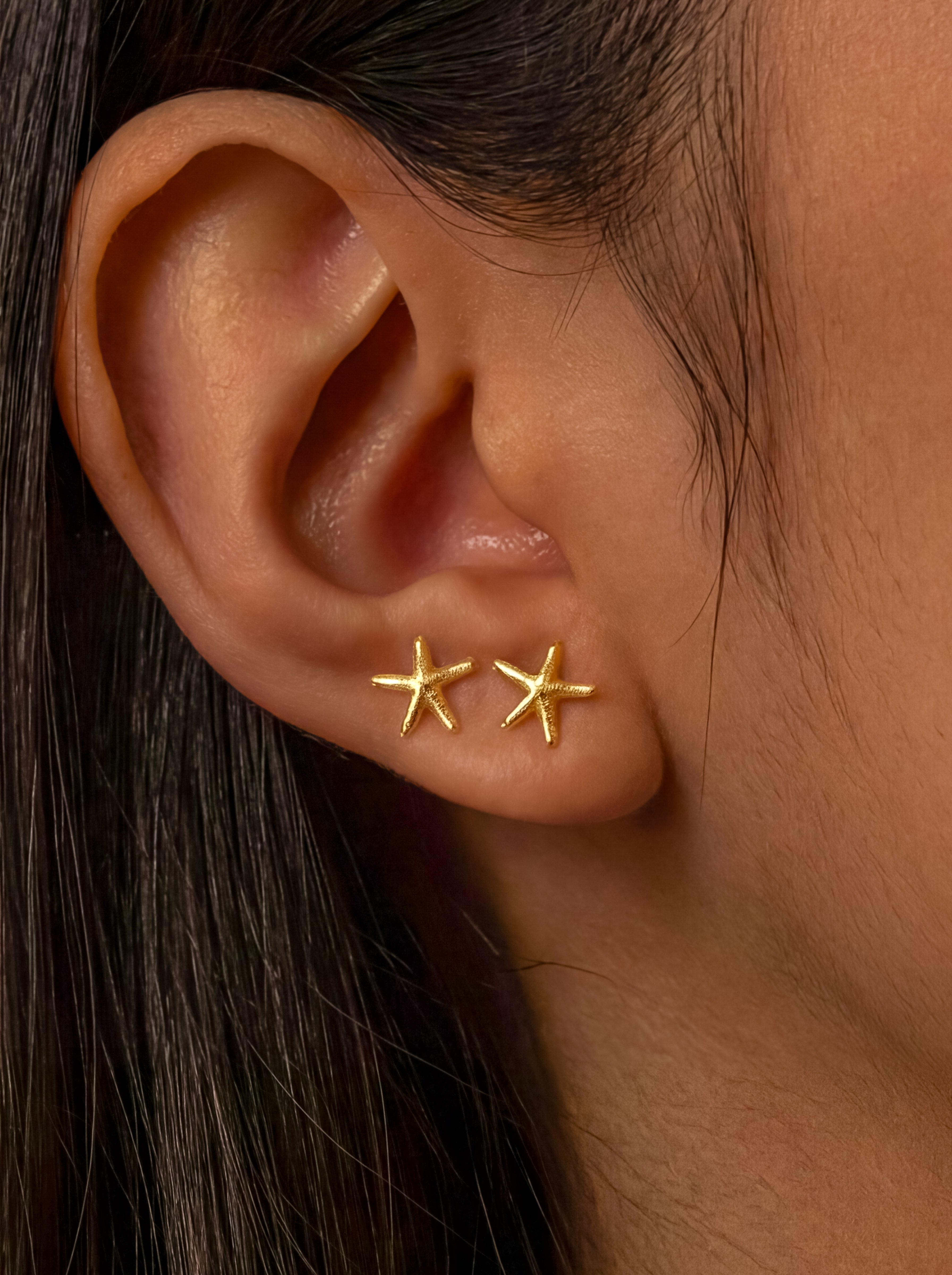 MUMREUES 14K Gold Starfish Stud Earrings for Women - Dainty Hypoallergenic Ocean Jewelry - Small Minimalist Summer Gifts for Her