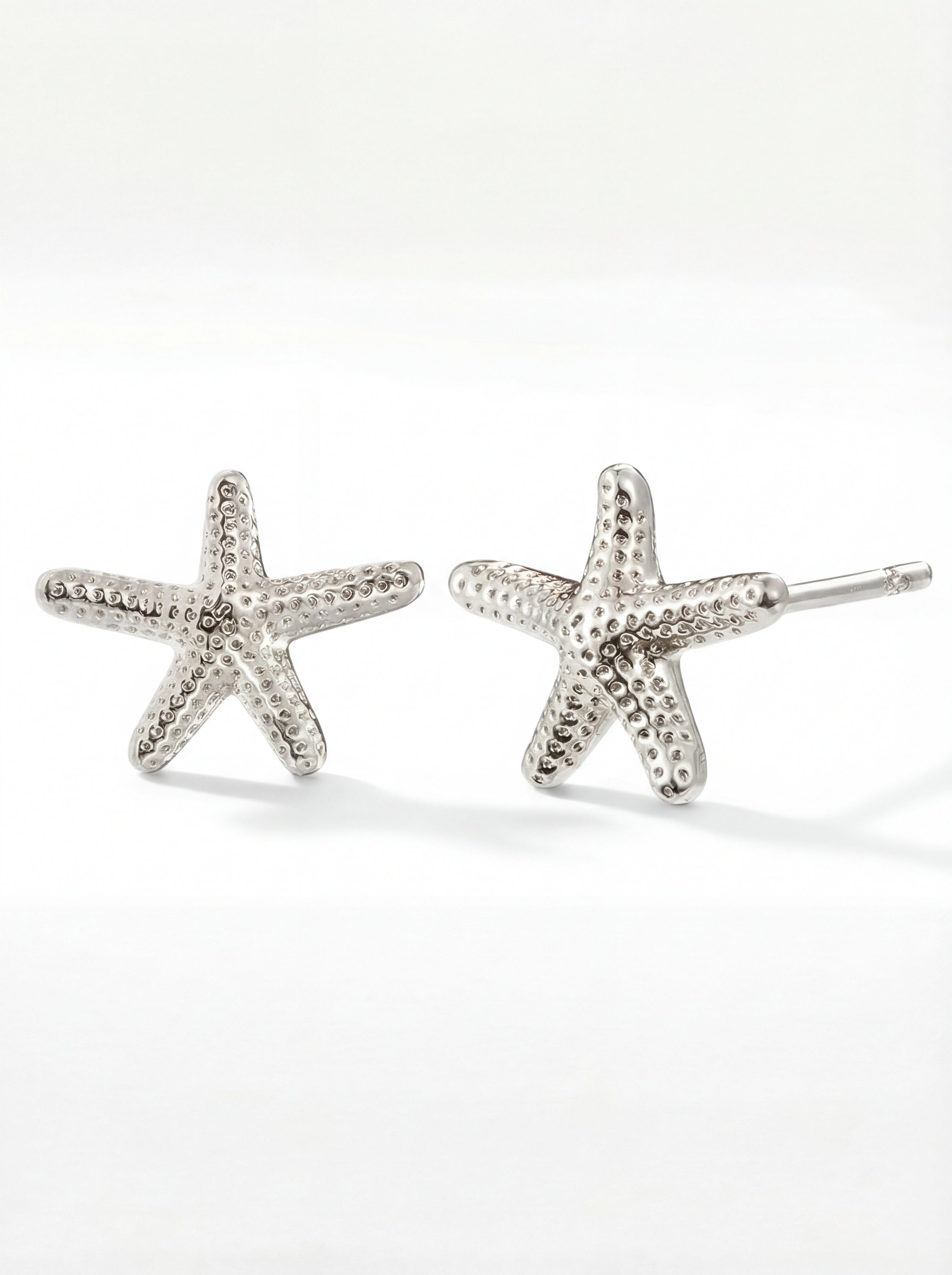MUMREUES 14K Gold Starfish Stud Earrings for Women - Dainty Hypoallergenic Ocean Jewelry - Small Minimalist Summer Gifts for Her
