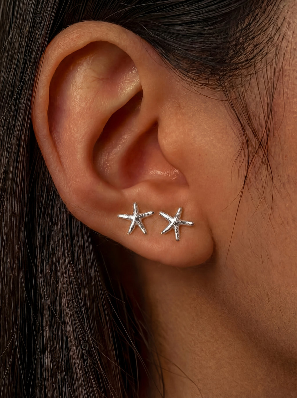 MUMREUES 14K Gold Starfish Stud Earrings for Women - Dainty Hypoallergenic Ocean Jewelry - Small Minimalist Summer Gifts for Her